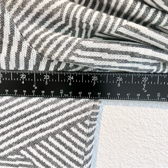 Ellen Tracy Women’s Gray Relaxed Fit Long Sleeve Jacquard Sweater Plus Size XXL - Picture 8 of 11